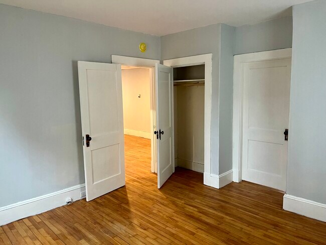 Photo - 413 Hammond St Unit 5