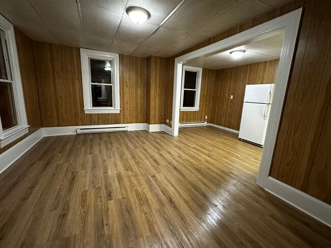 Photo - 408 S Queen St