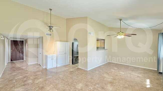 Photo - 9106 N 68th Ave