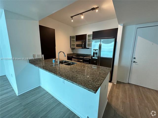 Building Photo - 950 Brickell Bay Dr Rental