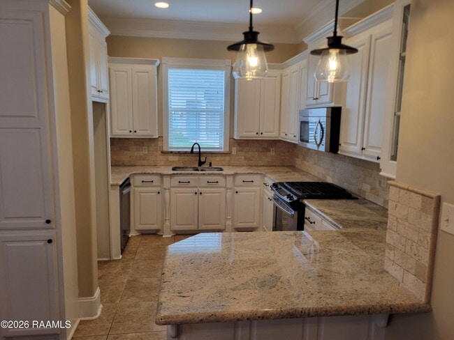 405 Summerland Key Ln