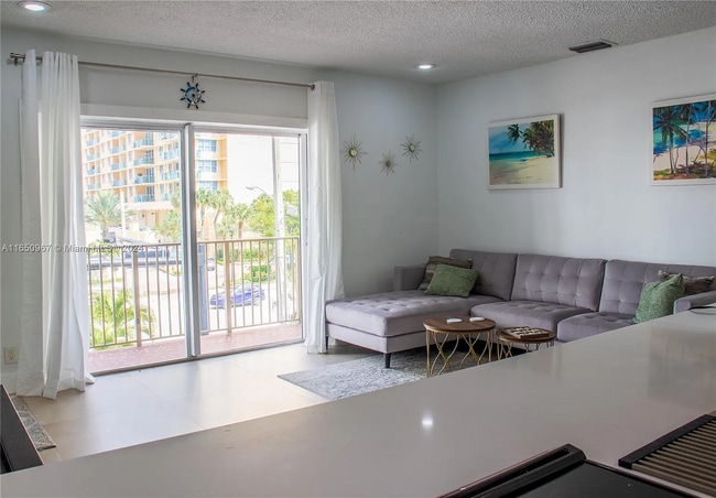 Livingroom and balcony - 2600 S Ocean Dr Unit S313