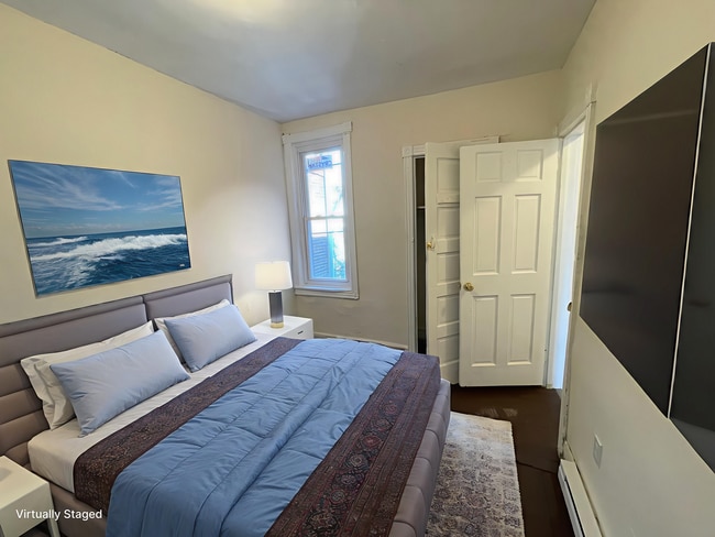 Photo - 735 W Russell St