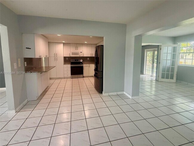 Photo - 7710 NW 5th St