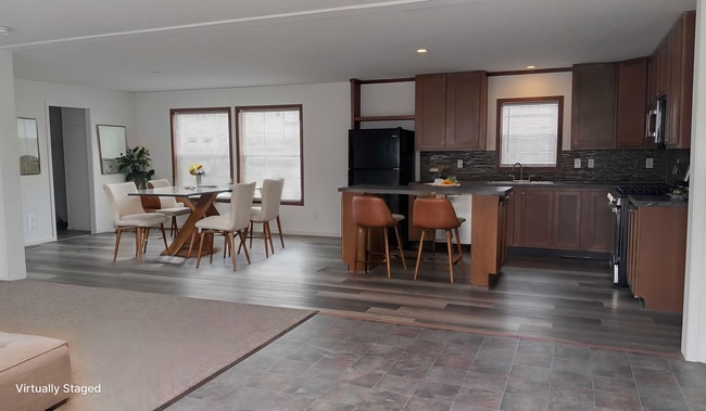 Photo - 49 Meggan Dr