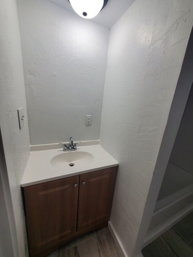 Photo - * PENDING* 3 Bedroom 2 Bath Single Family ...