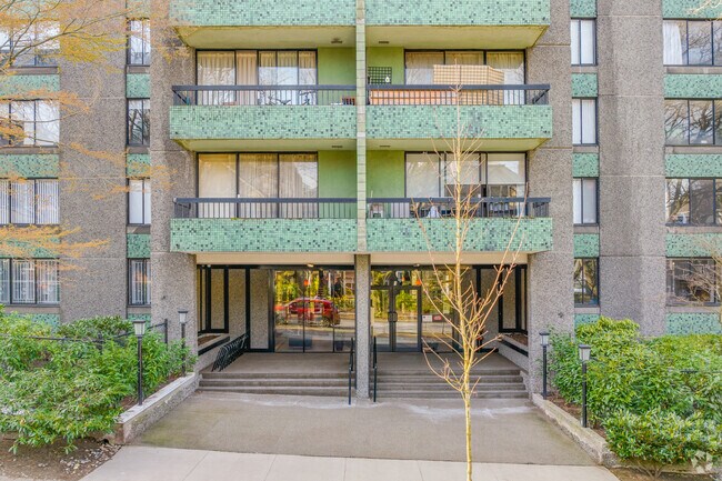 Photo - Barclay Towers