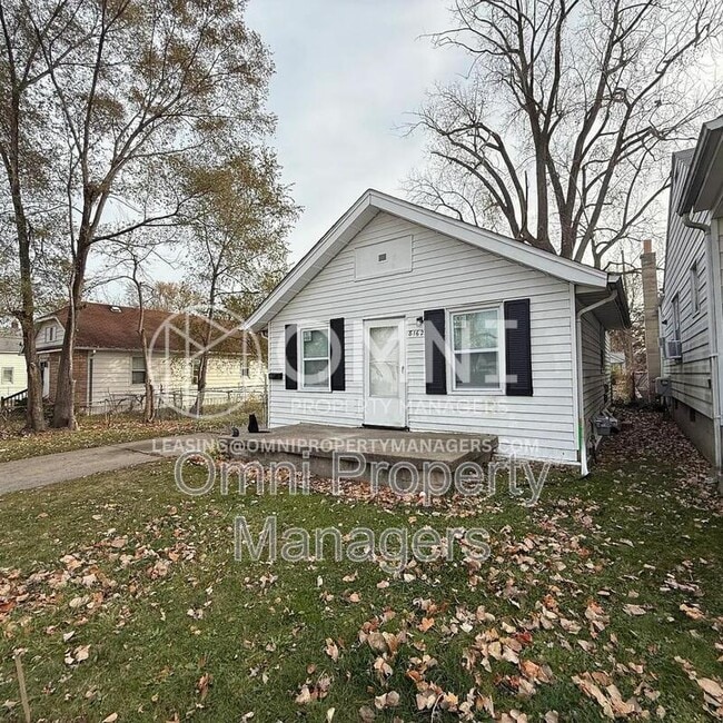 Photo - 8162 Orchard Ave