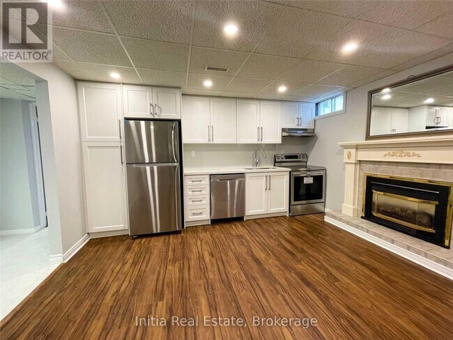 Photo - 28 Summerhill Rd