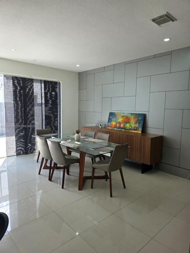 Photo - 7841 NW 116 Pl