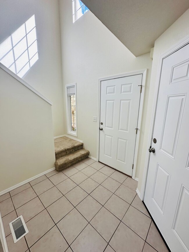 1806 NE 154th St