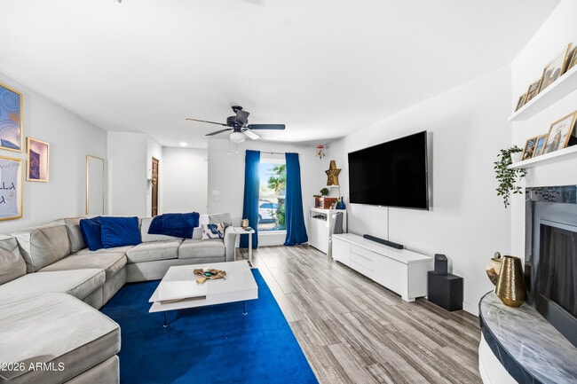 Photo - 1702 E Ocotillo Rd