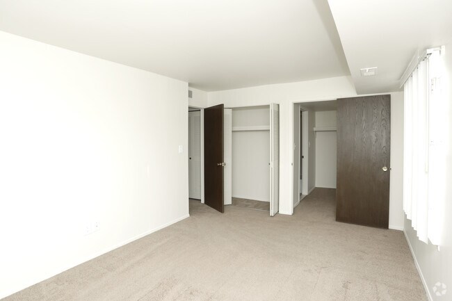 Heritage Grove Apartments