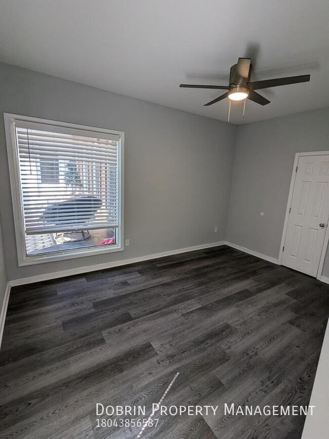 Photo - 300 W Leigh St Unit 2