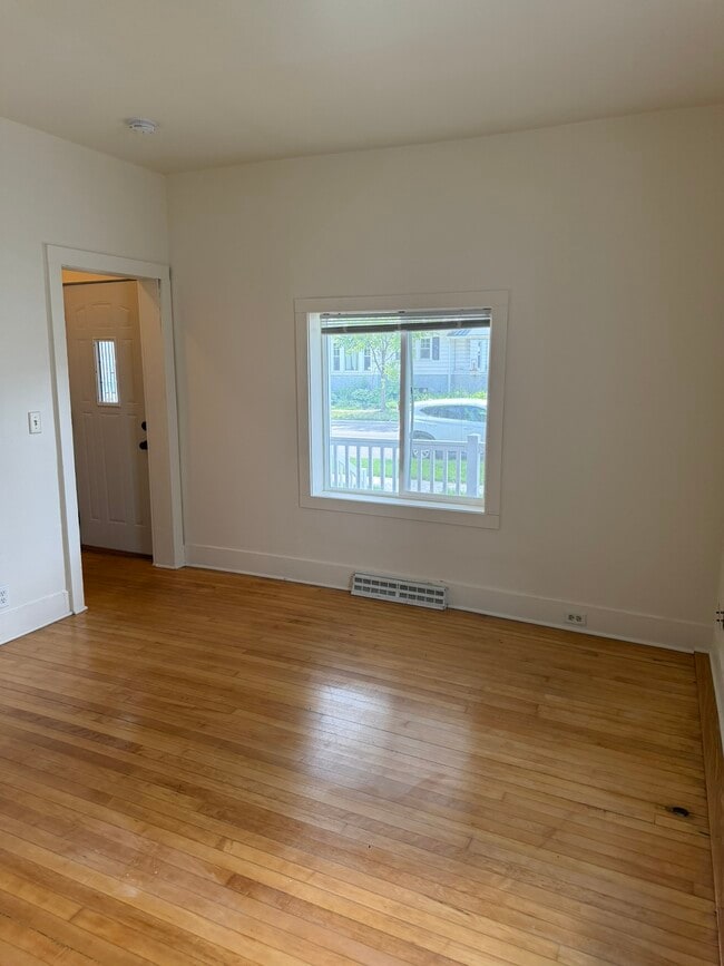 Photo - 613 S Dewey St