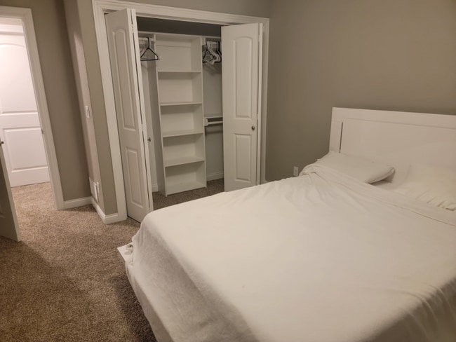 Photo - 605 NE Dellwood Dr