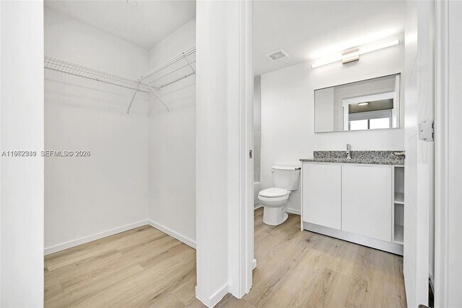 Photo - 475 NE 125th St Unit 501