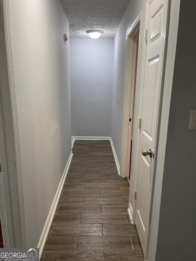 Photo - 1356 Diplomat Dr