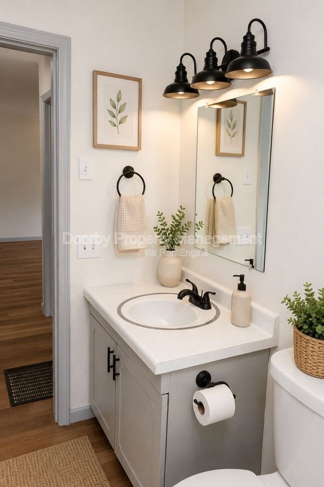 Photo - 1300 Koblan Dr