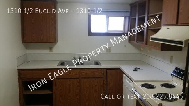 Photo - 1310 1/2 Euclid Ave-1310 1/2 Unidad 1310 1/2