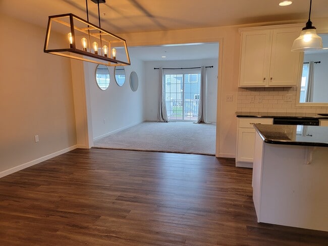 Photo - 207 Highland Ct