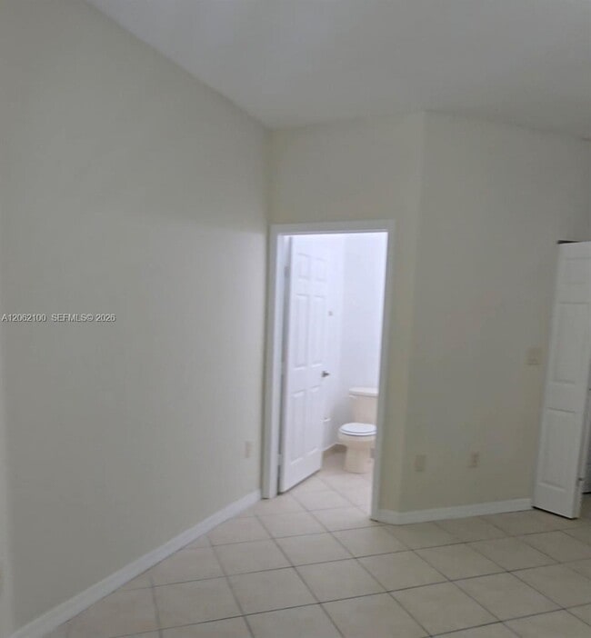 Photo - 4917 SW 141st Ave Unit 4