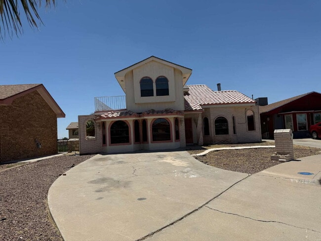 Building Photo - 11708 Sierra Azul Dr