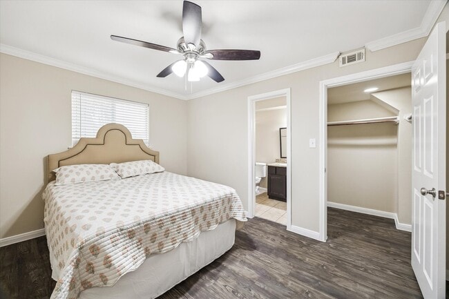 Photo - 2006 W 43rd St Unit 17