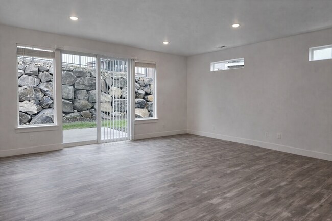 Photo - NO RENT UNTIL FEB. 1ST! BE THE 1ST TO MOVE INTO THIS BRAND NEW TOWNHOME W/BIG YARD!