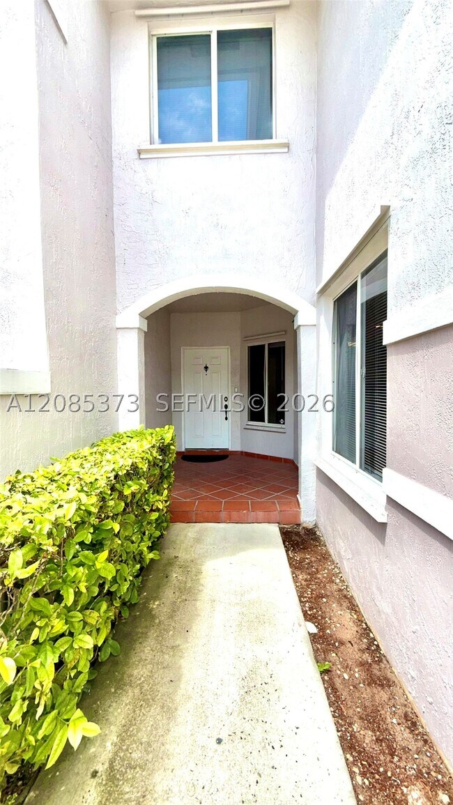 10130 SW 154th Ct