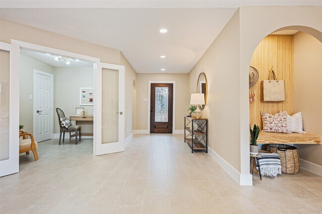 Building Photo - 19727 Redroot Dr