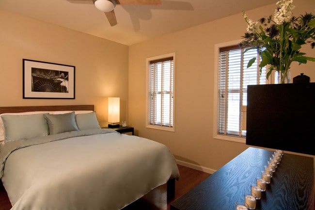 Nine 27 Apartments