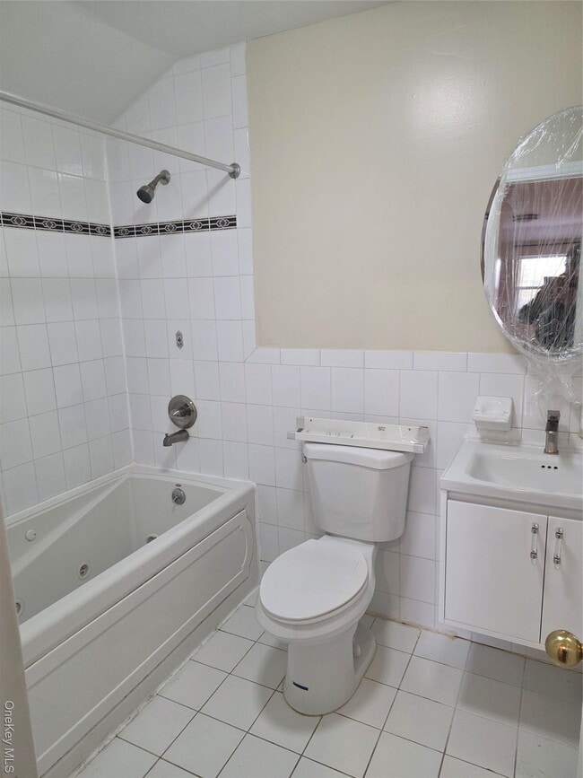 Photo - 107-16 178th St