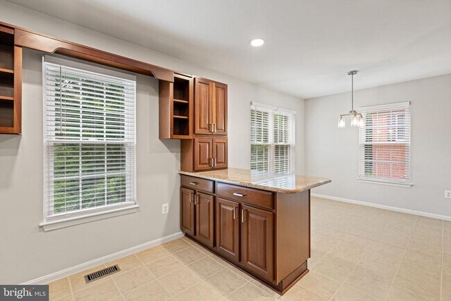 Photo - 7867 Wintercress Ln