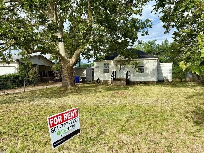 Building Photo - 2291 S 500 W Rental