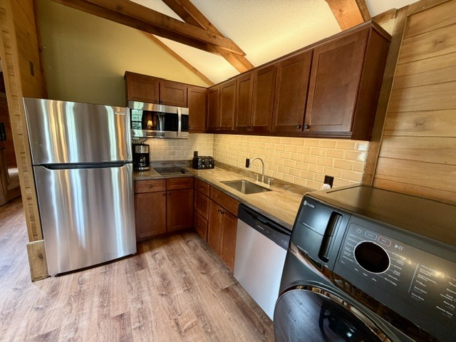 Photo - 32 Lone Pine Ct