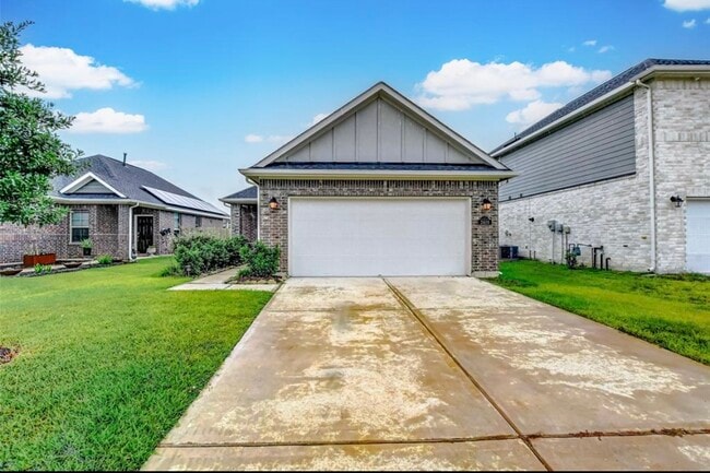 Photo - 31619 Heguy Pass