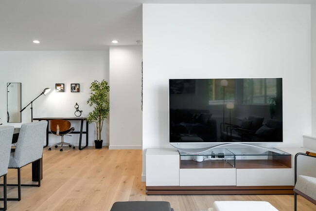 Photo - 5300 NE 67th St Unidad ID1035923P