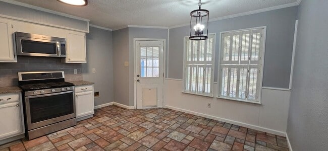 Photo - 4661 Birchbend Ln