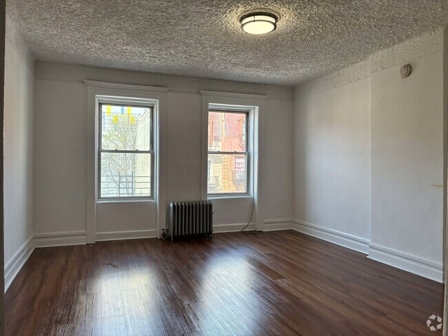 Building Photo - 556 W 161st St Rental