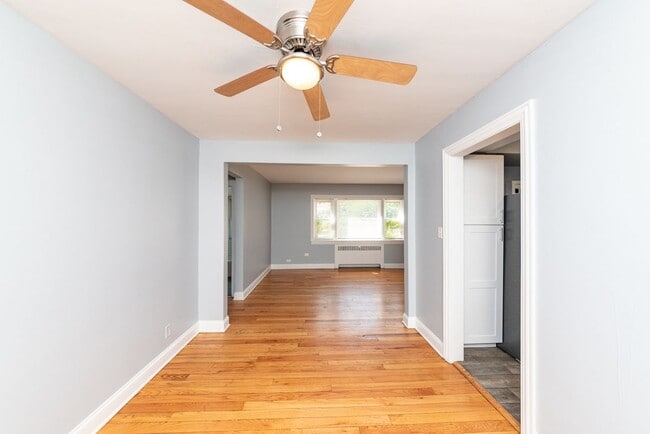 Photo - 227 Custer Ave