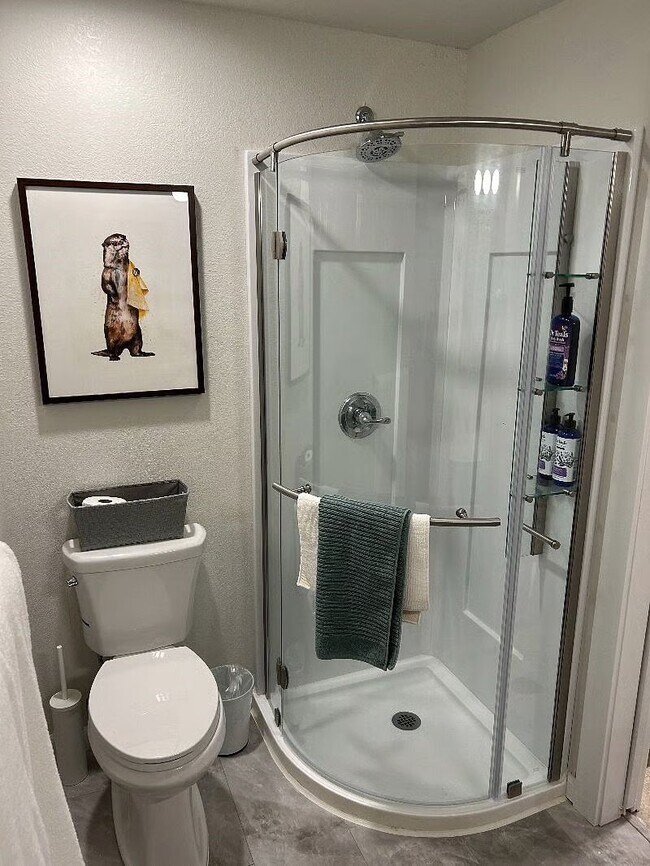 185 SW Alder Ave Unit Fort Stevens Hideaway