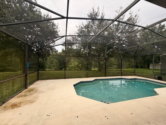 Photo - 519 Aldridge Ln