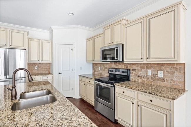 Photo - 2212 Clare Park Dr