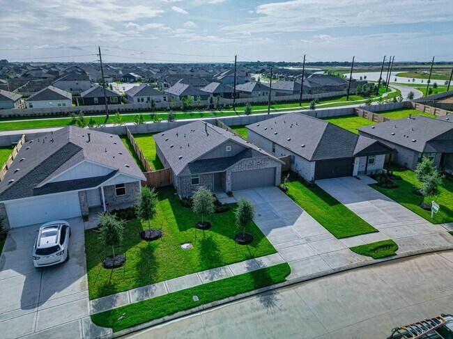 Photo - 6606 Tricolor Beech Ln House