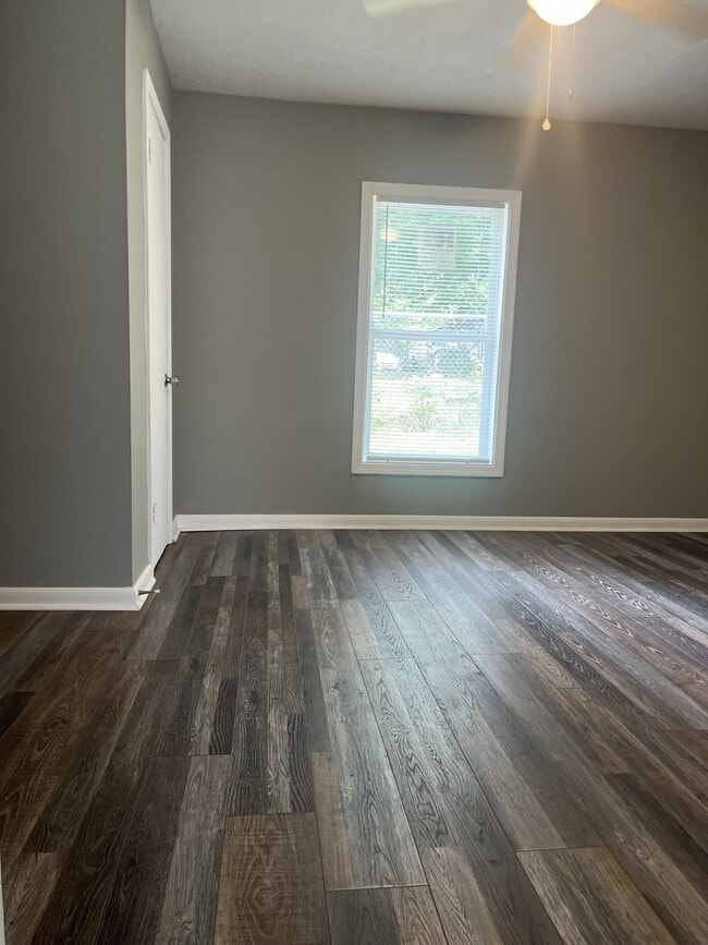 Photo - 308 Sterling St