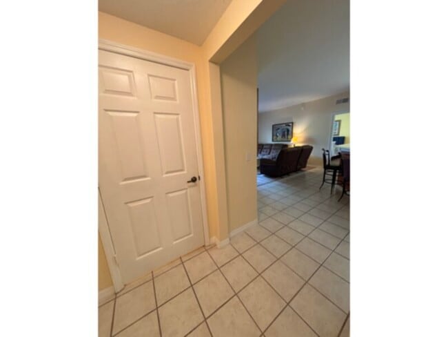 Photo - Annual 2-bedroom Condo in The Gardens At Beach Walk! Water Included!