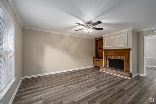 2BR, 1.5BA - 1,187SF - Living Room