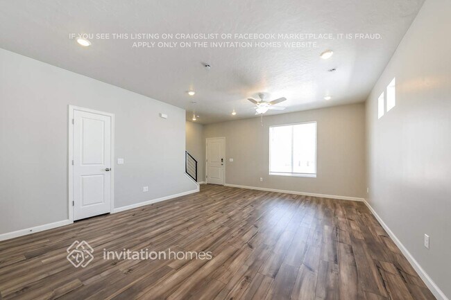 Photo - 253 Harker Creek St