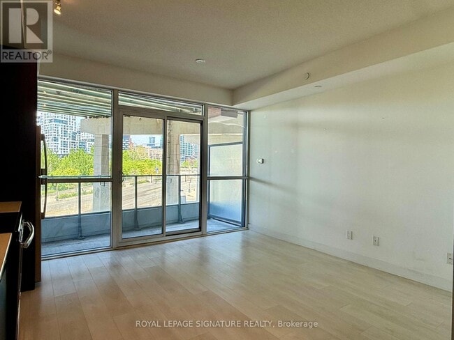 Photo - 50 Bruyeres Mews Unit 305